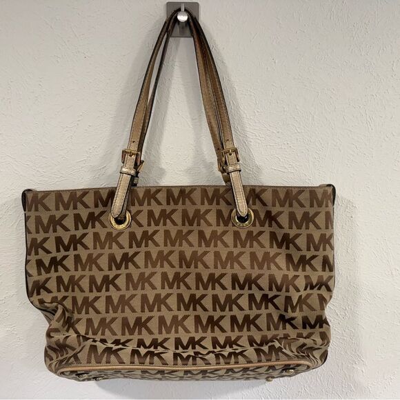 Michael Kors Signature Jet Set Tote Bag / Shoulder Bag Purse -Tan & Brown - Picture 1 of 7